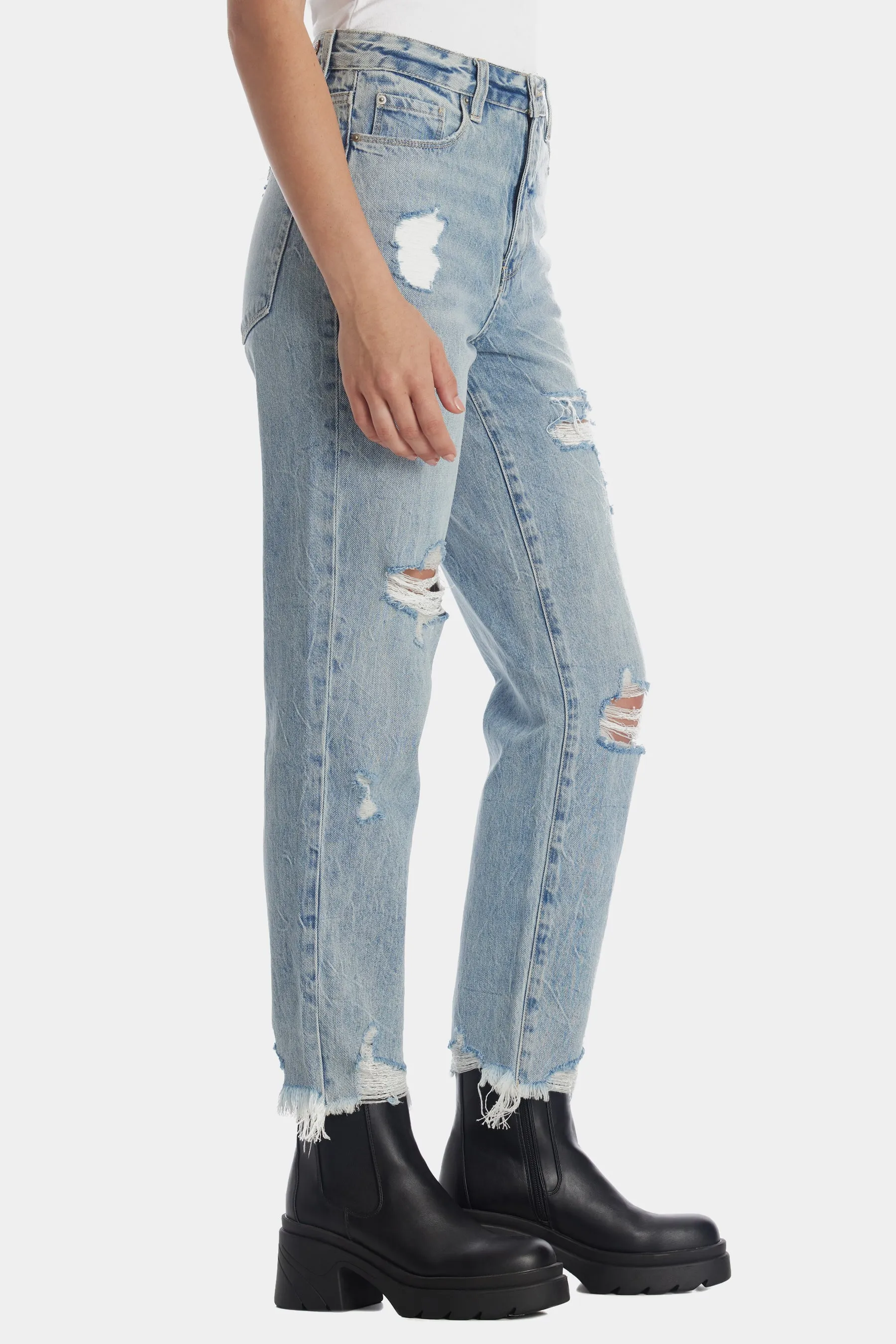 Distressed High Rise Boyfriend Jeans