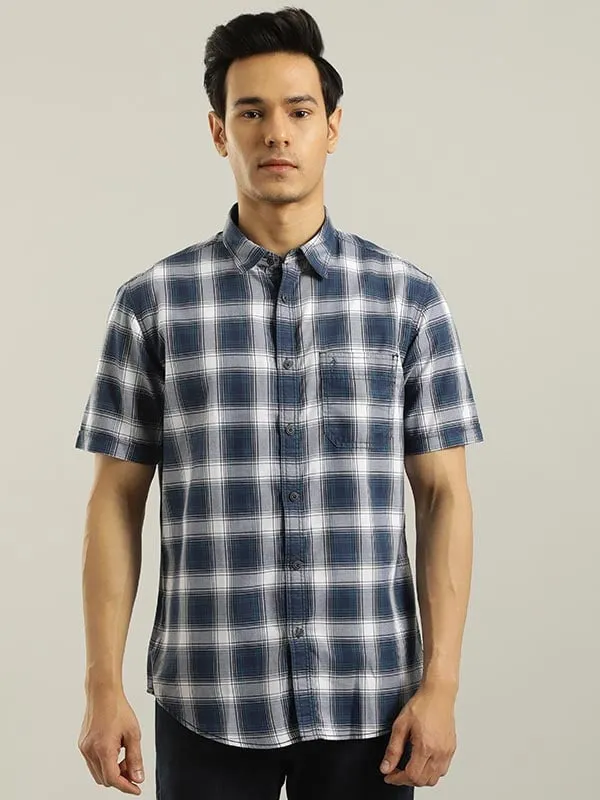 Men Checked Half Sleeve Cotton Blend Shirt