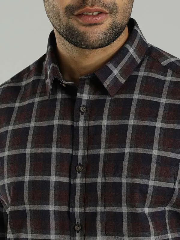 Men Checked Half Sleeve Cotton Shirt